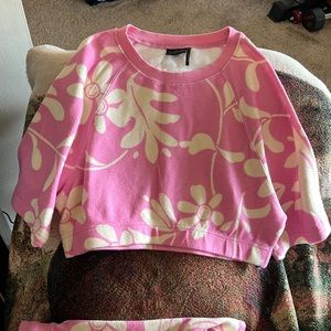 Urban outfitters, size, small, pink, happy flower top.